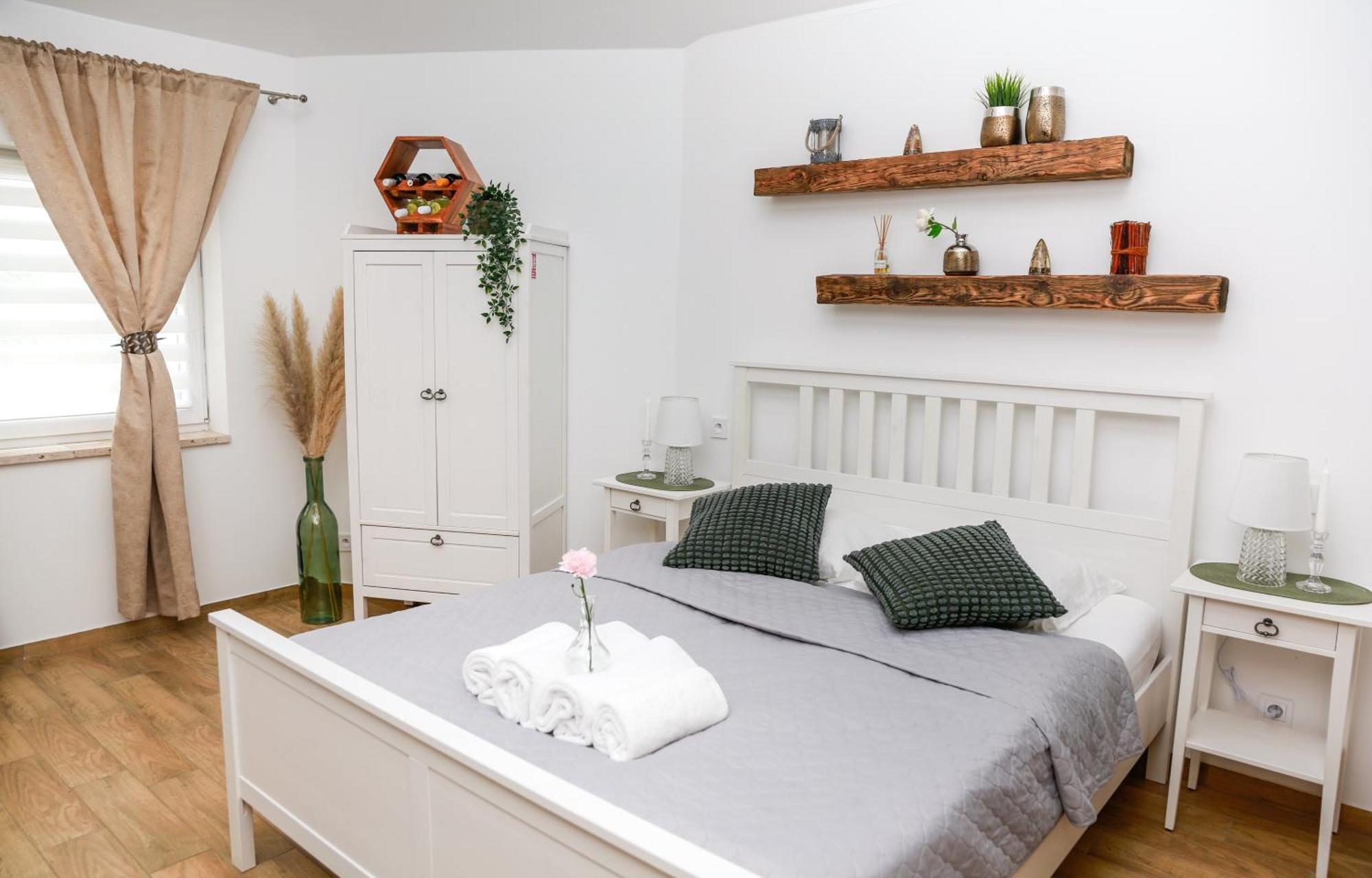 זנוימו Apartmany Ellie מראה חיצוני תמונה